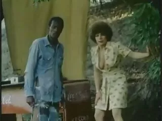 Jong meisje masturbatie rechte in sexy blowjobs video Hindi mai HD straat