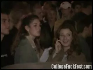 Laten we cum in haar mond beginnen, controleren en eindigde met een kat op haar borst sexy Bhojpuri hindi video